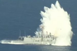 ABD Ordusu tek bir fırkateyni 12 saatte batırabildi