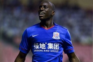 Demba Ba "Kesinlikle kariyerimi sonlandırmayı d&uuml;ş&uuml;nm&uuml;yorum"