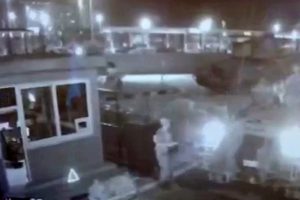 Darbeciler tankları kışladan b&ouml;yle &ccedil;ıkardı
