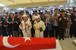 Şehit polis memuru Kırşehir'de toprağa verildi