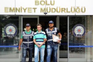 Bolu AFAD M&uuml;d&uuml;r&uuml; g&ouml;zaltında
