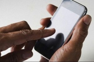 Cep telefonu kullananları bu hastalık vuruyor!