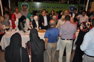 Bursa Kent Konseyi Birlik ve Beraberlik Sofrası kurdu