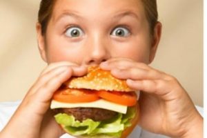 Yetişkin tabağı obez yapıyor