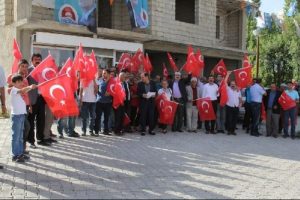 Başkale'de darbe protestosu