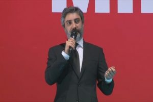 Polat Alemdar demokrasi n&ouml;betinde