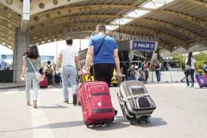 Tatil yasağı gelen kamu &ccedil;alışanlarına zorluk &ccedil;ıkarılmayacak