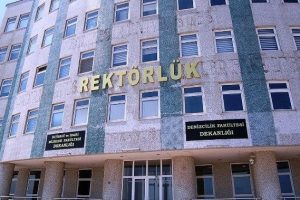 Onyedi Eyl&uuml;l &Uuml;niversitesi'nde dekanlar istifa etti