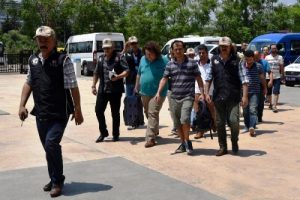 Antalya'da 29 hakim ve savcı tutuklandı