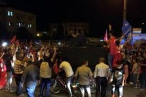 Psikolojimiz de darbeye uğradı