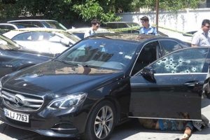 İstanbul'da silahlı saldırı: 1 &ouml;l&uuml;, 1 yaralı