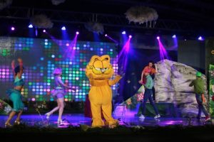 En tembel kedi Garfield m&uuml;zikal şovuyla EXPO'da