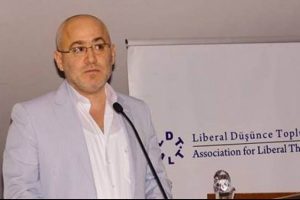 Gazeteci Orhan Kemal Cengiz ve eşi g&ouml;zaltına alındı