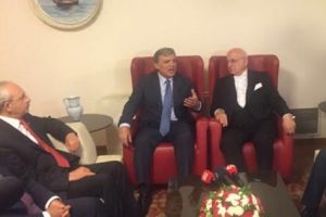 Meclis Başkanı, Başbakan, CHP lideri ve G&uuml;l bir arada