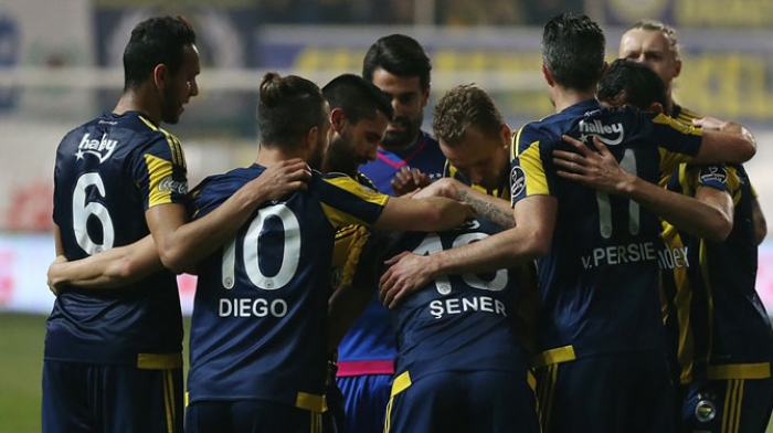 Fenerbah&ccedil;e'den 74.5 milyon lira kar!