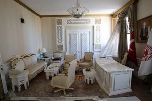 Başbakan, İngiliz konuğunu bu odada kabul edemedi
