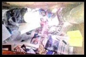 İhanet belgeleriyle tuvaleti tıkamışlar