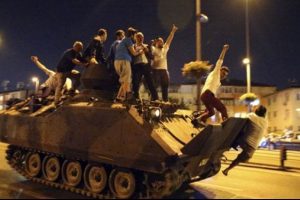 G&uuml;rcistan'da FET&Ouml;'c&uuml; &ouml;ğretmenlerin 'darbe'yi &ouml;nceden bildiği iddiası