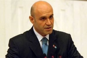 Turhan &Ccedil;&ouml;mez: FET&Ouml; ile ilgili Erdoğan'ı uyarmıştım