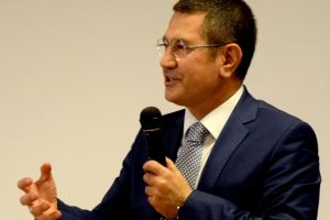 "İstihbaratta k&ouml;kl&uuml; reformlar yapılacak"