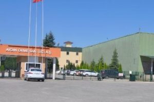 Sakarya'da fabrikaya jandarma baskını
