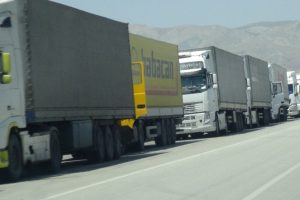 "Darbe olacak" iddiası sınır kapısını kapattırdı