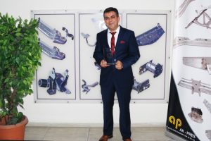 "Renault tedarik&ccedil;i kalite &ouml;d&uuml;l&uuml;" bu yıl da Ak Pres Otomotiv'in oldu