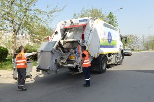 Bursa sokakları gece g&uuml;nd&uuml;z temizleniyor