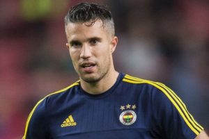 Van Persie i&ccedil;in PSG iddiası