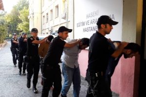 Bursa dahil 10 ilde 'Fuat Avni' operasyonu'