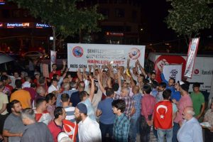 Bursa'da demokrasi şehitleri i&ccedil;in mevlit okutuldu