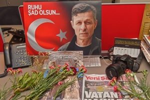 Mustafa Cambaz'ın adı metrob&uuml;s durağına verildi