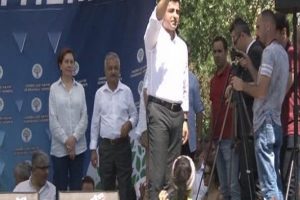 Demirtaş: Birlikte yaşamanın olanaklarını arayalım