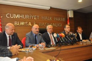 CHP Bursa İl Başkanı &Ouml;zdemir: T&uuml;rk siyaseti birlik olup, demokrasiye sahip &ccedil;ıktı