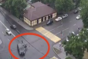 Motosikletli, hatasının bedelini ağır &ouml;dedi