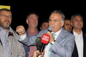 Şahin: FET&Ouml; &ouml;rg&uuml;t&uuml; liderine de bir ada buluruz