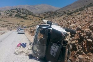 Piknik yolunda trafik kazası: 1'i &ccedil;ocuk 2 &ouml;l&uuml;, 8 yaralı
