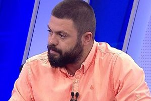 "Hagi beni topla d&ouml;verdi"