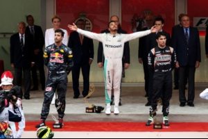 Hamilton'dan 5. zafer!
