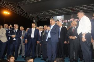 &Ccedil;elik: Bunlara hayvan demek hayvana en b&uuml;y&uuml;k hakarettir