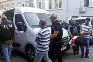 Bursa'da 19 polis g&ouml;zaltına alındı