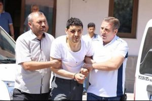Orgeneral Akın &Ouml;zt&uuml;rk'&uuml;n damadı Yarbay Karakuş adliyede