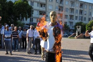 Temsili FET&Ouml; ateşe verildi