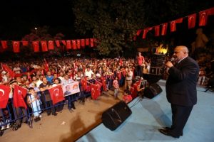 "Ona Fethullah demeyin, onun adı lanetullah"