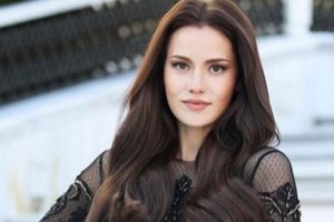 Fahriye Evcen'i &uuml;zen  &ouml;l&uuml;m haberi!
