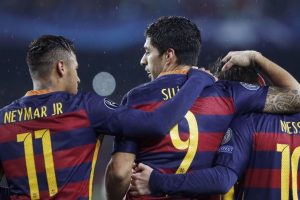 Barcelona'dan tarihi gelir