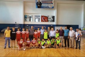 Bursa'da "15 Temmuz Demokrasi Kupası Futsal Turnuvası"