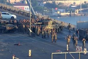 FET&Ouml;'n&uuml;n darbeci komutanlarına roket hızında tayin
