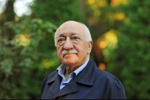 İşte G&uuml;len'in 99'luk tesbihli odası
