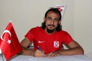 Balıkesirspor, Burak'la 2 yıllık s&ouml;zleşme imzaladı